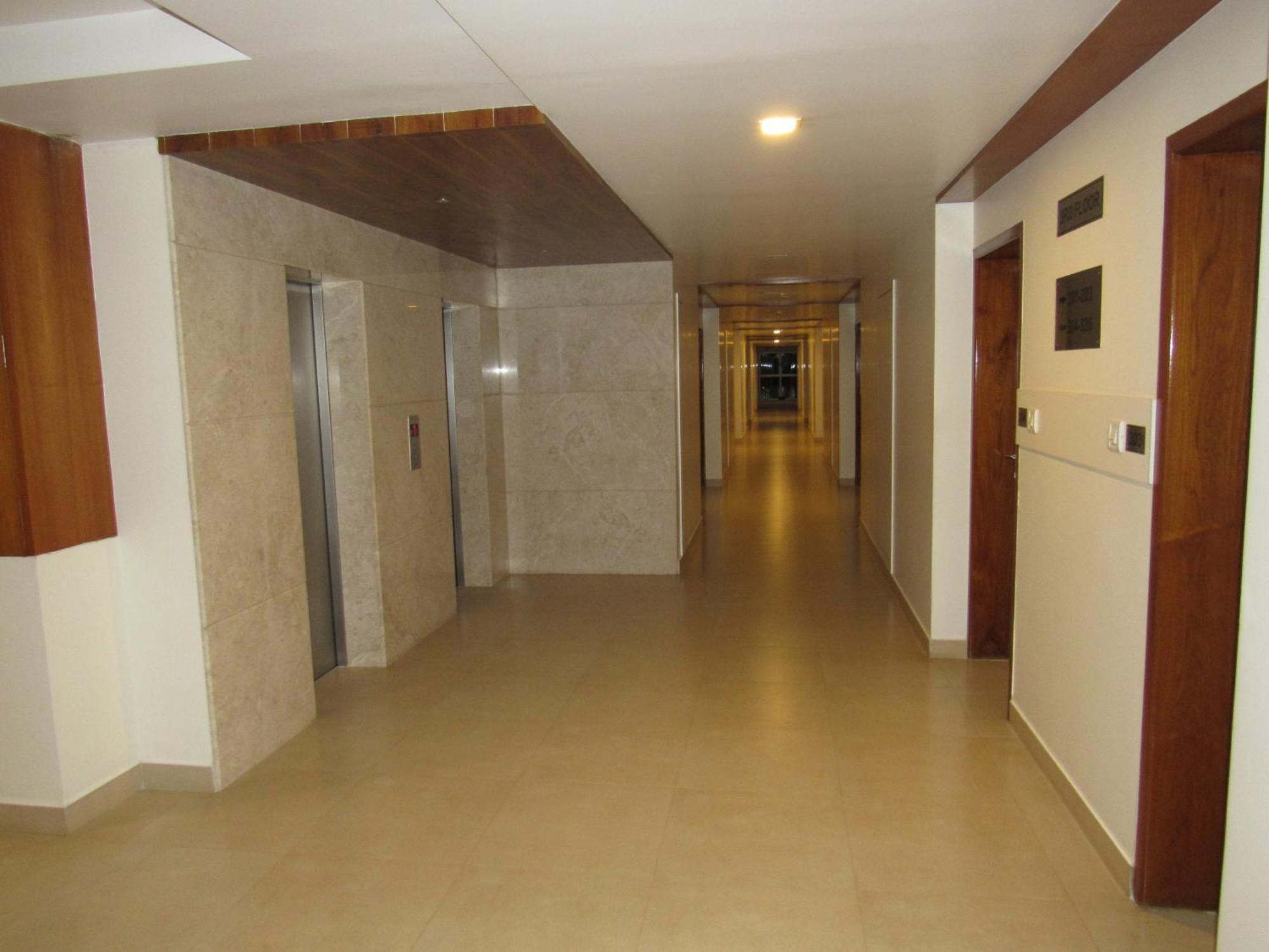 Palguni Residency Hotel Хасан Екстериор снимка
